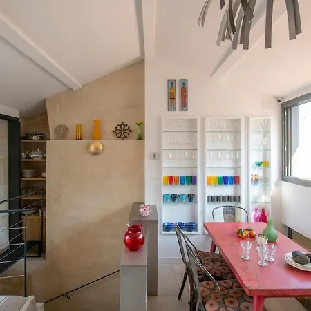 アパート Chez Domus Reattu Centre アルル